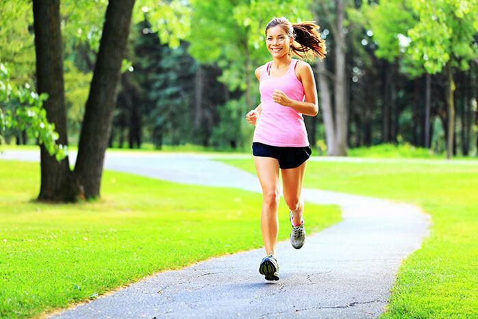 Correr pola mañá durante unha hora axudarache a perder peso nunha semana